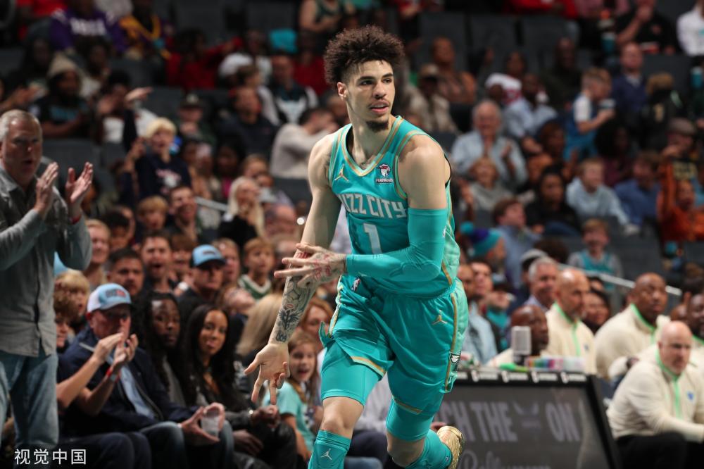 了向拜仁发 了向拜仁发